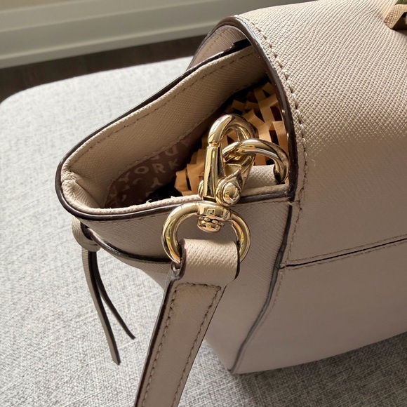 Kate Spade Light Pink Crossbody Bag - Picture 4 of 9